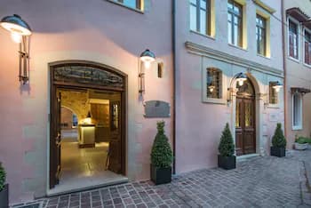 Serenissima Boutique Hotel