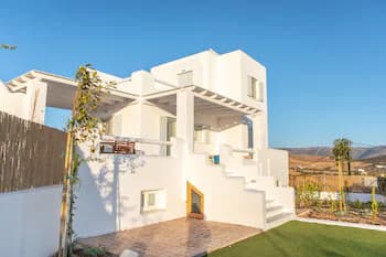 Naxian Resort