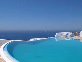 Petradi Hotel