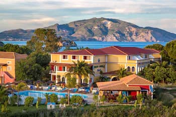 Porto Koukla Beach Hotel