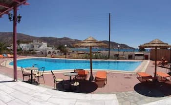 The Purple Pig Stars Camping & Bungalows