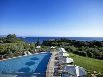 Leivatho Hotel